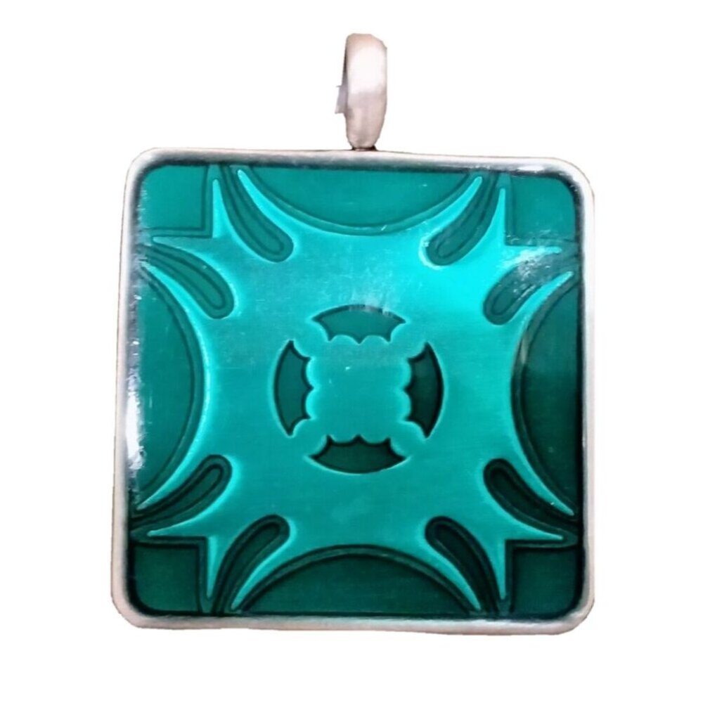 Green Celtic Cross Sun Pendant Vintage Silver Tone 3D Metallic Statement